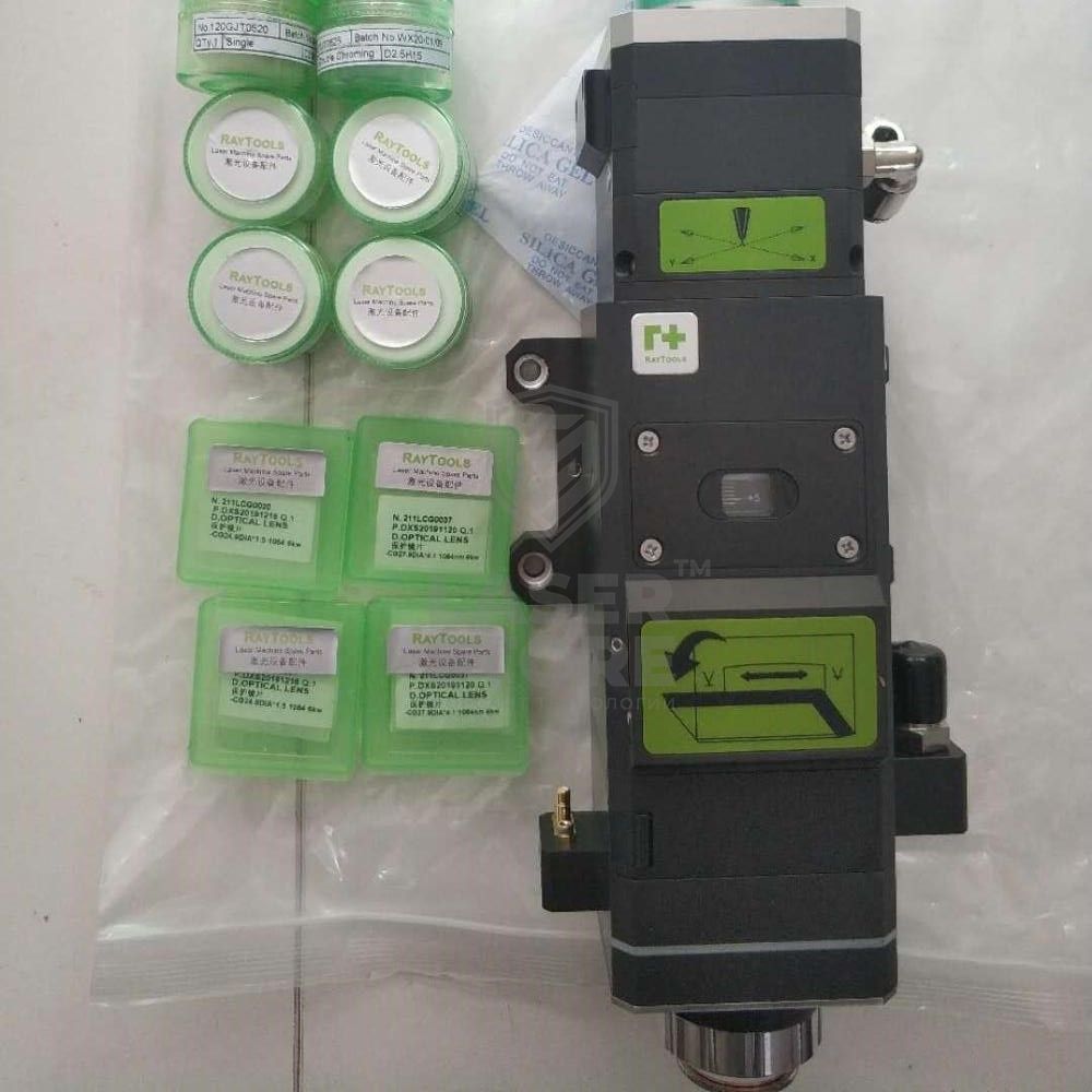 Режущая голова Raytools BT240S 3,3 kw (ручн. фокус)